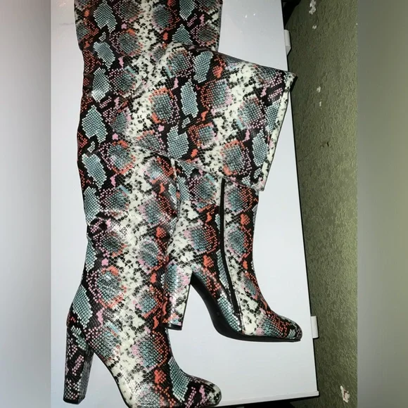 Sophia Taylor, thigh-high chunky heel, multi colored, snake print boots - Picture 2 of 8